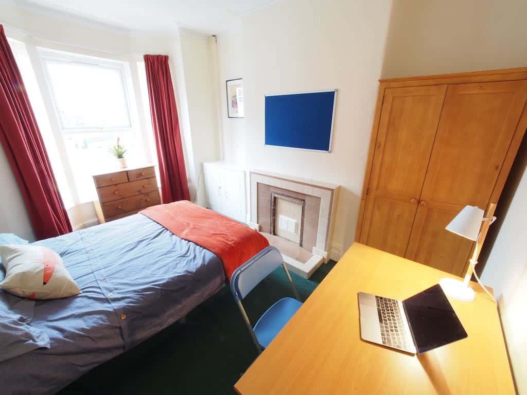 10 Cheyney Road Chester Student Hoots